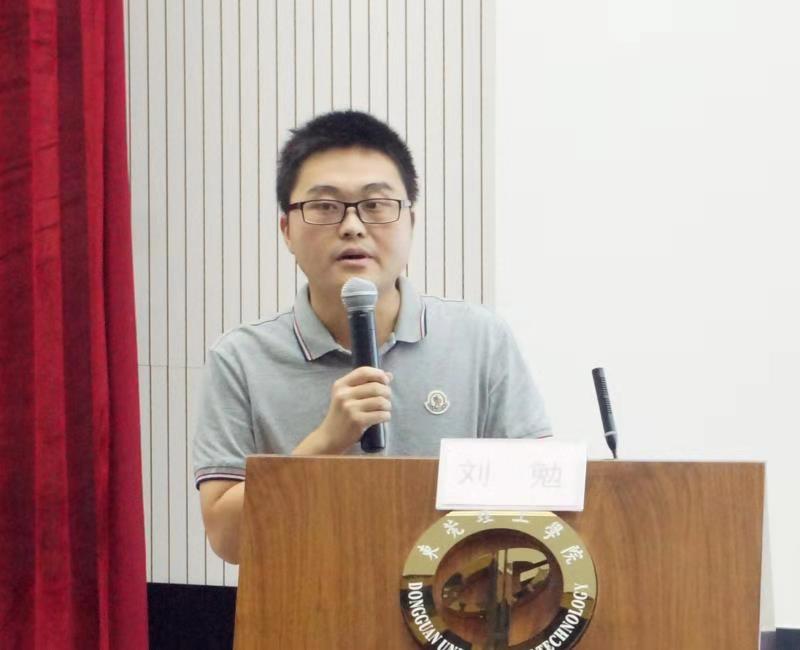 好色tv
联合莞馨社区举办第二期团校培训主题讲座3.jpg